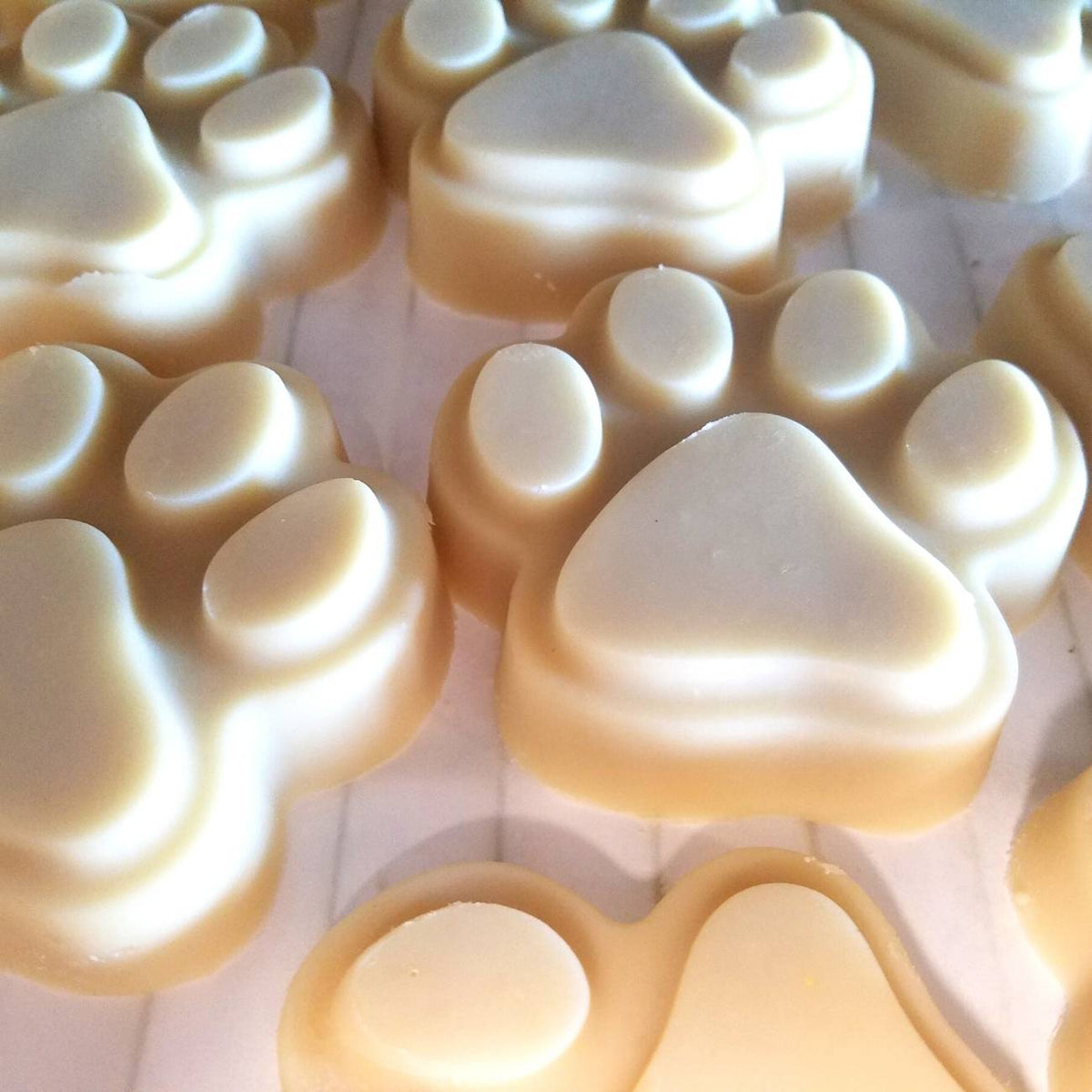 Natural goat milk dog shampoo bar