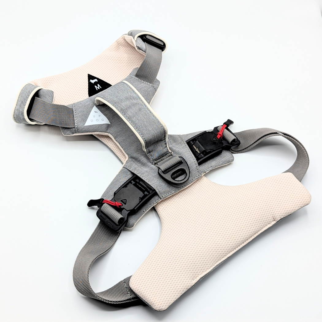 Magnetic no-pull dog harness with handle