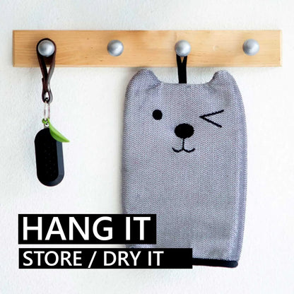 Reusable pet hair remover mitten