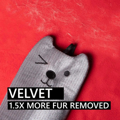 Reusable pet hair remover mitten