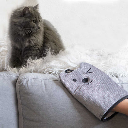 Reusable pet hair remover mitten